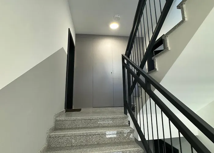 Abra Apartment X